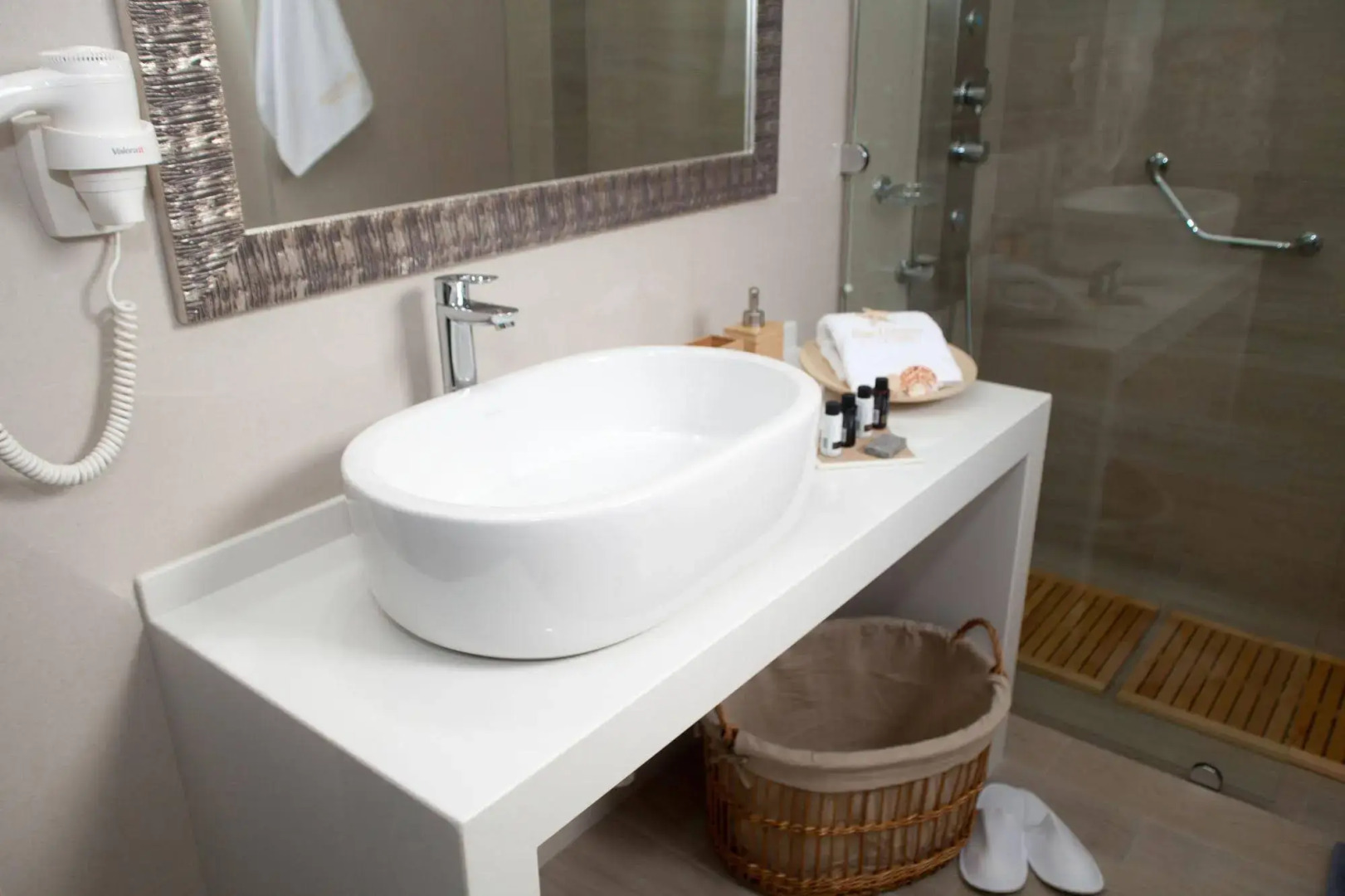 Blue Horizon Villa & Suites