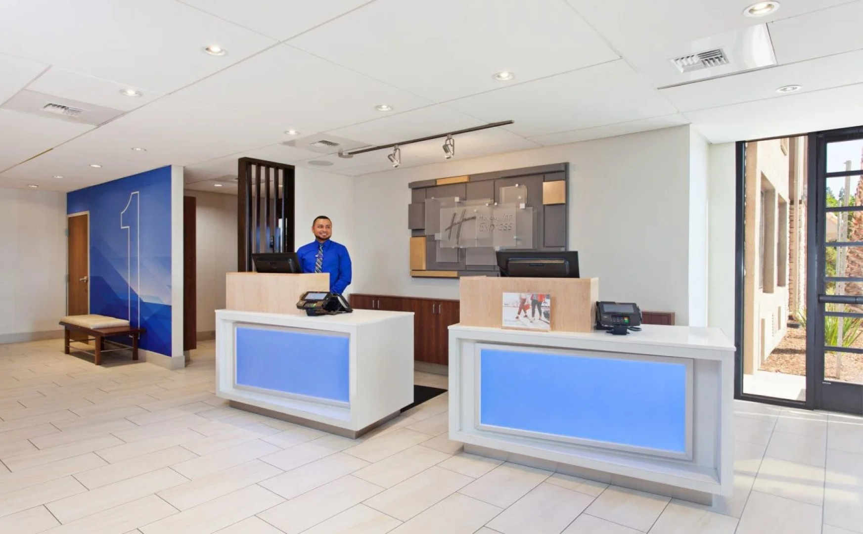 Holiday Inn Express Mira Mesa-San Diego by IHG
