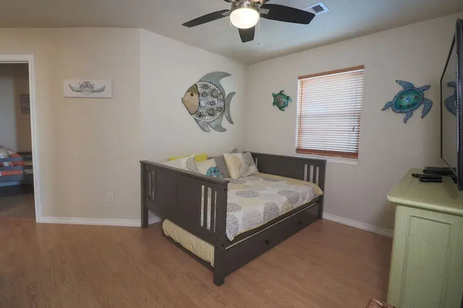 Superb Home With Private Walkover to Beach