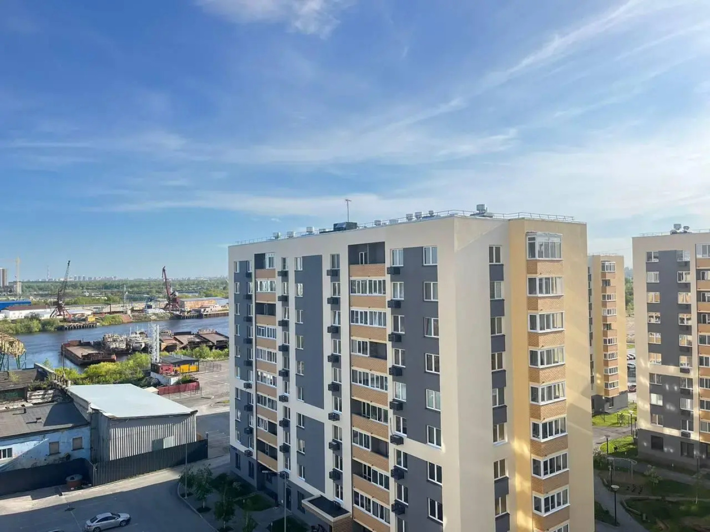 Romlex Apartments (Ромлекс) на улице Вице-адмирала Воронцова 9