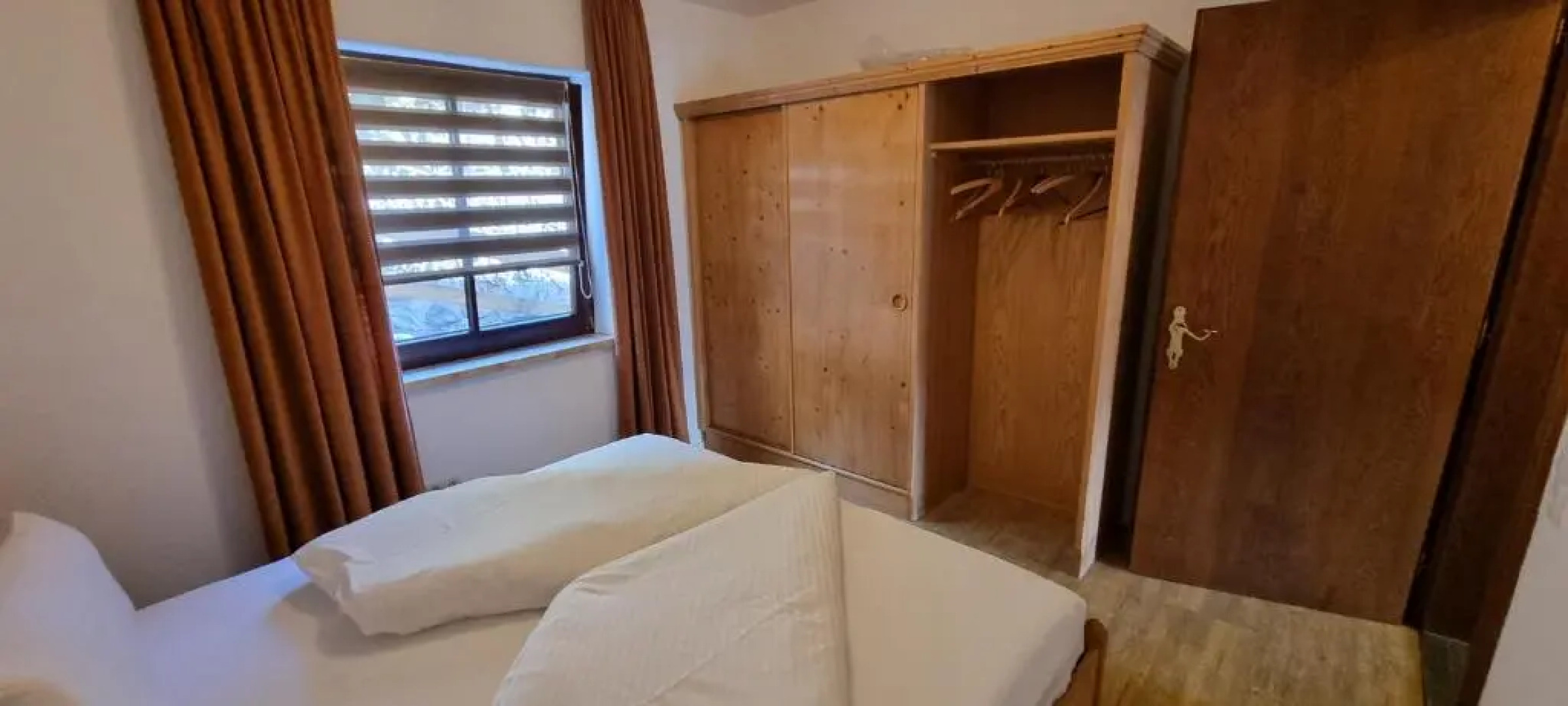 Ferienwohnung 3 Personen Alleinlage auf 1500m am Waldrand und Skigebiet Hochzeiger