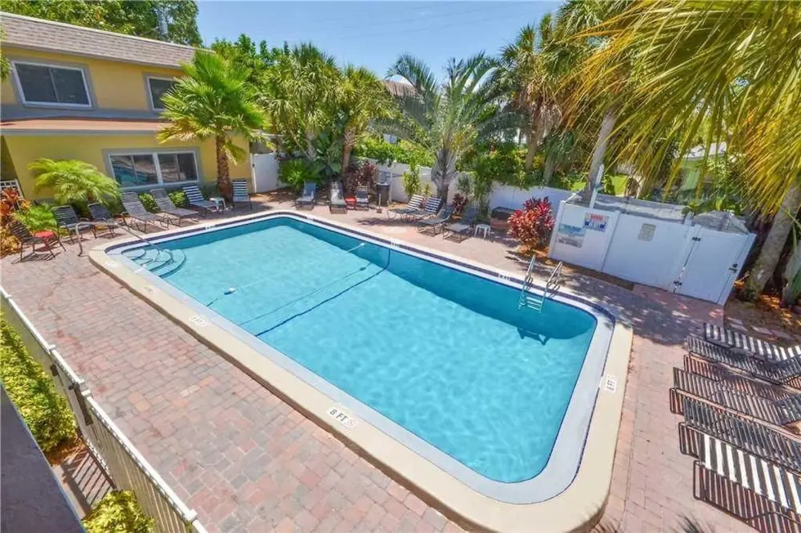 Waves 19 - Two Bedroom Condo