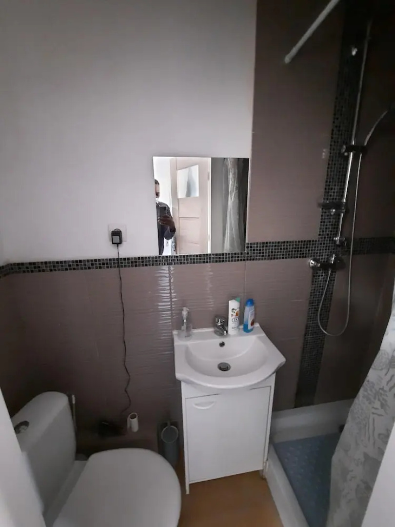 Hyper Centre Parking Wi-fi Netflix