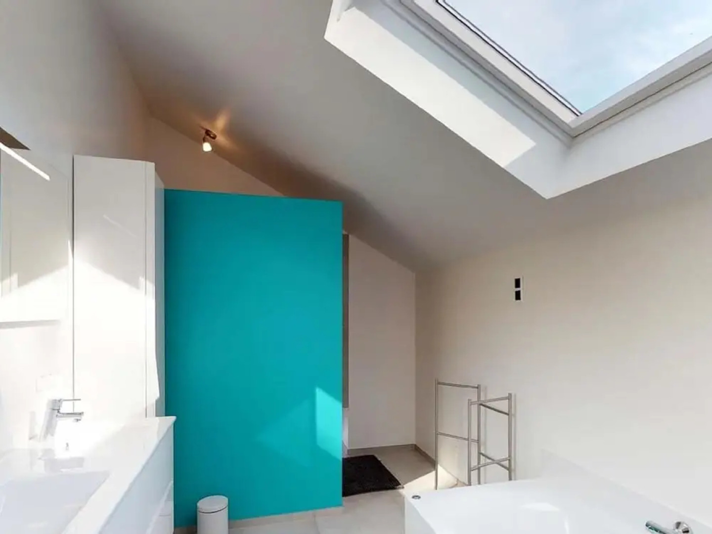 Charming Family Home in Achet