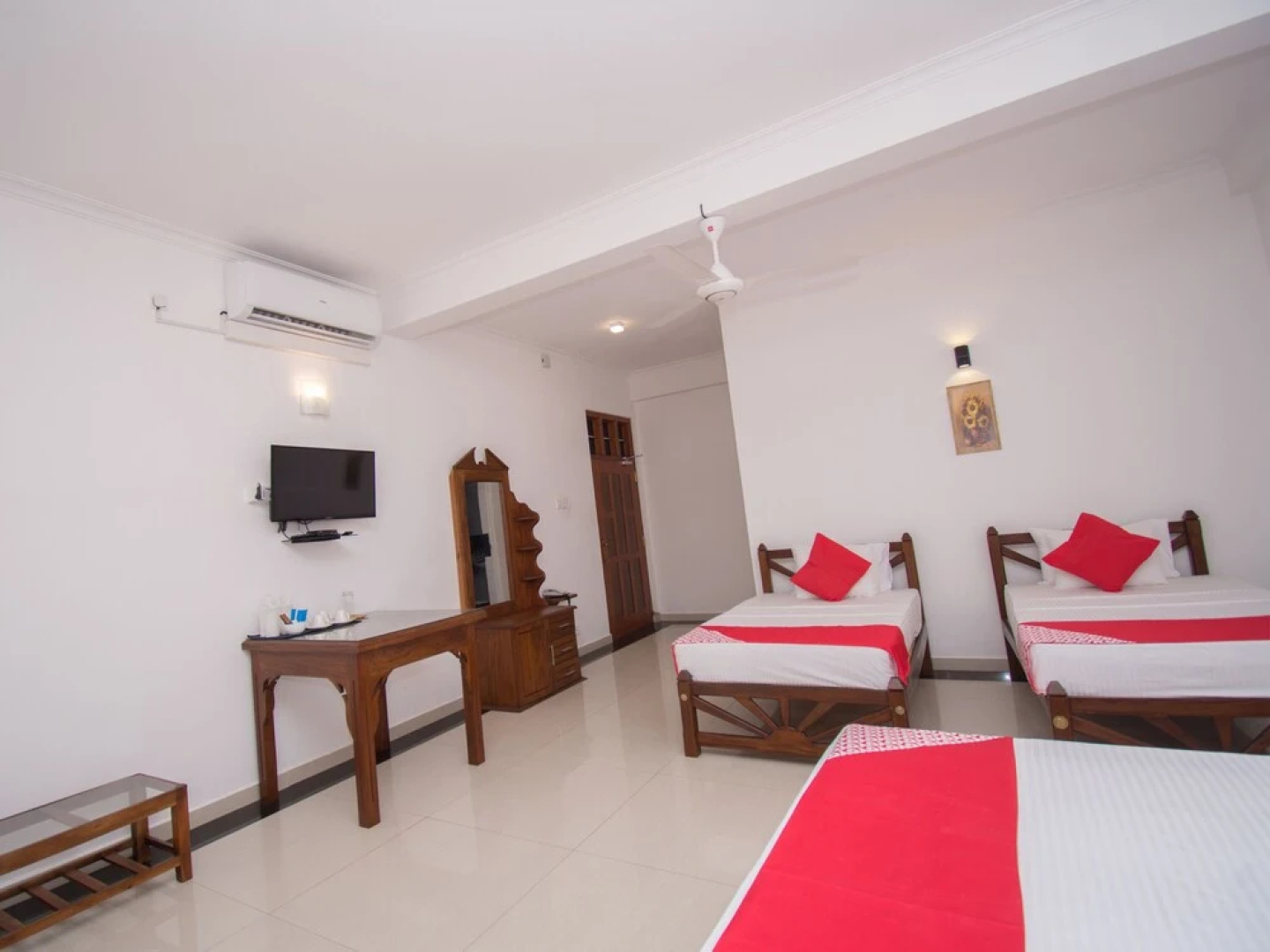OYO 240 Grand Highway Resort