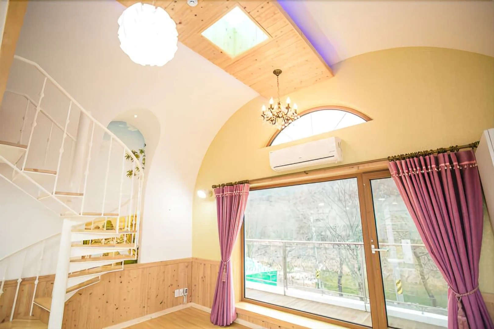 Geumsan Forest White Castle Pension