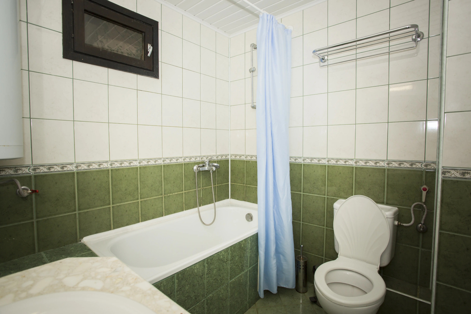 Elenite Holiday Village