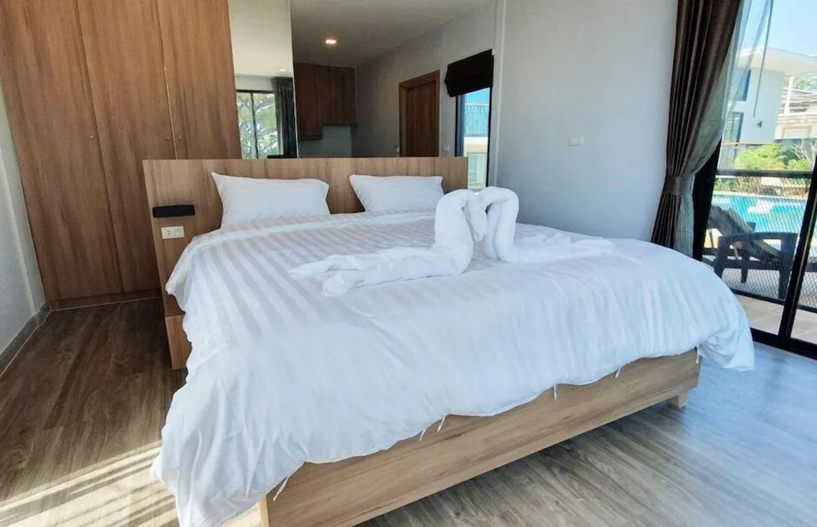 Sea Mountain Villa Resort & Pool Bar