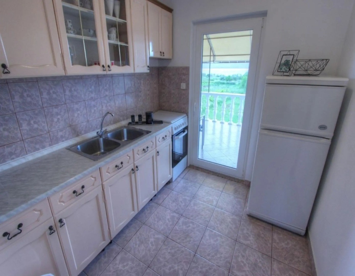 Miljenko - 100 m From the Beach - A2