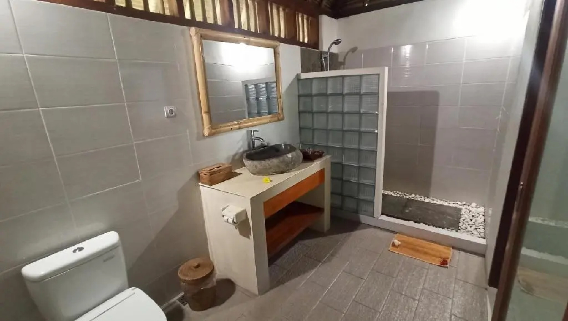 Mama Bella's Retreat