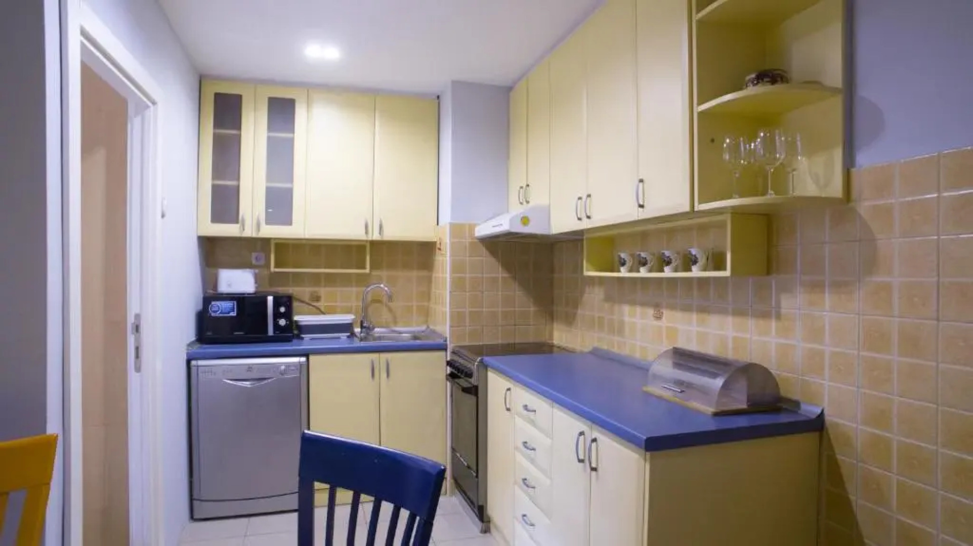 True Color Apartment