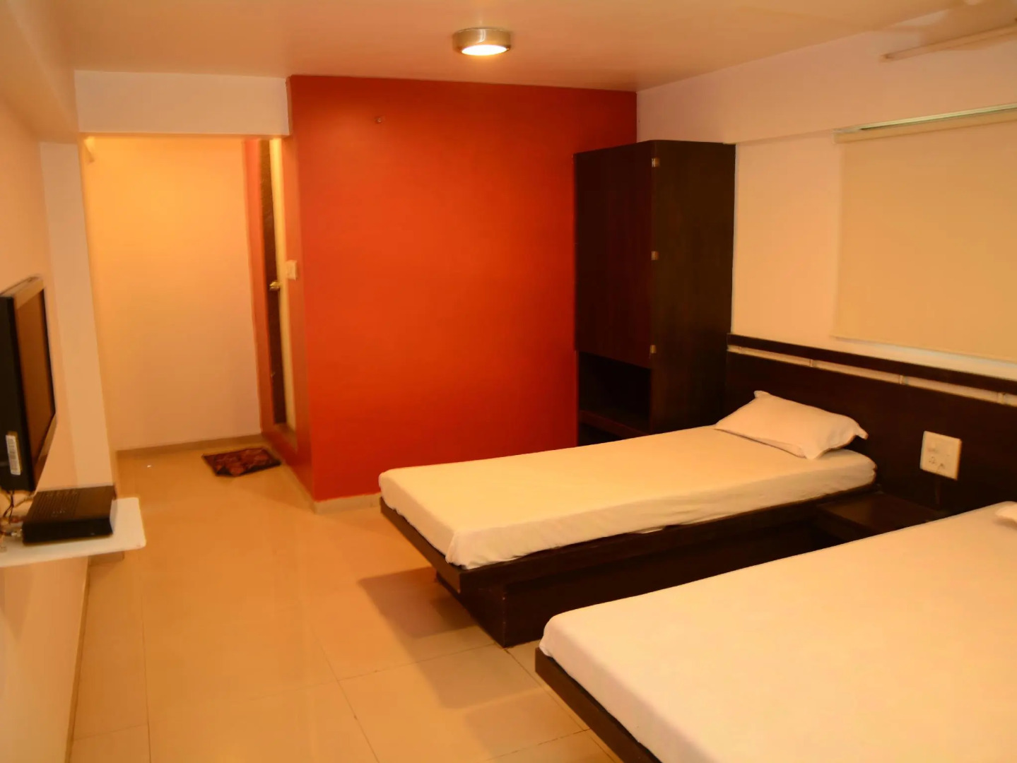 Hotel Palms Residency