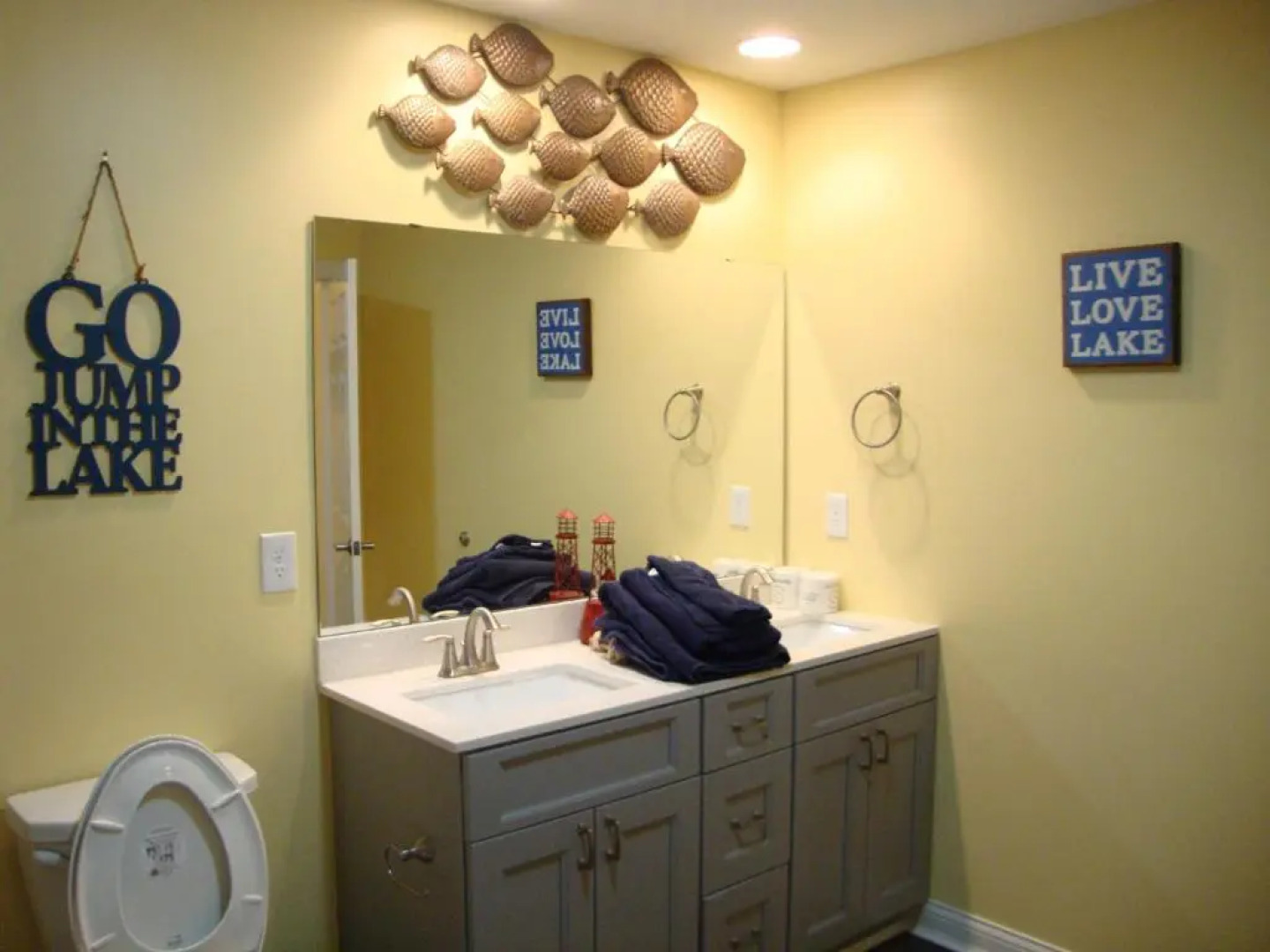 Put-in-Bay Waterfront Condo #209