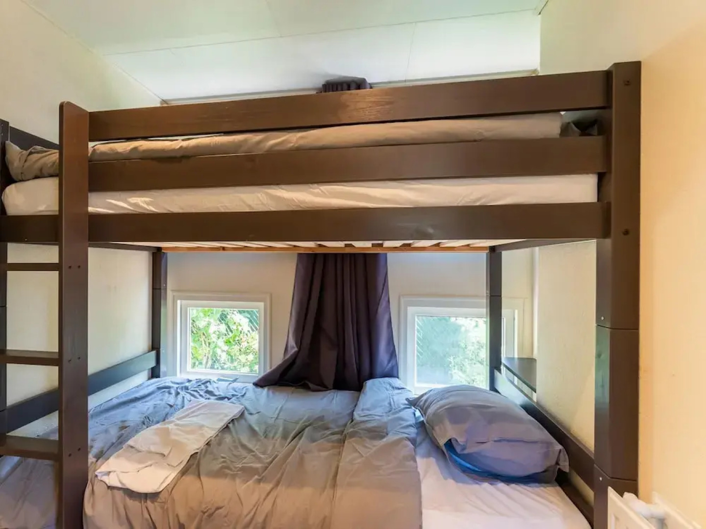 Serene Forest Stay With Comfort