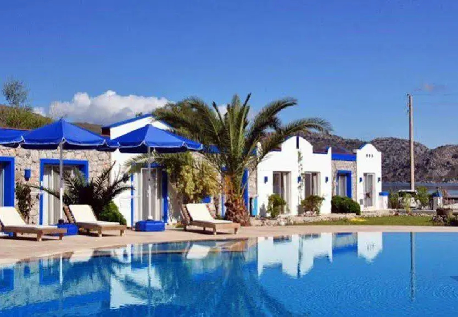 Fi Light Solto Boutique Beach