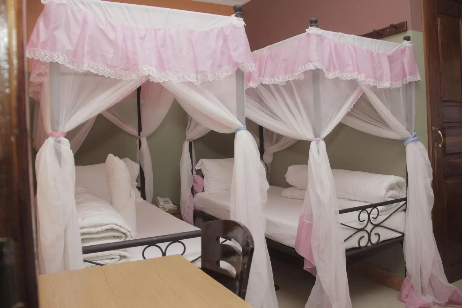 Arusha Giraffe Lodge