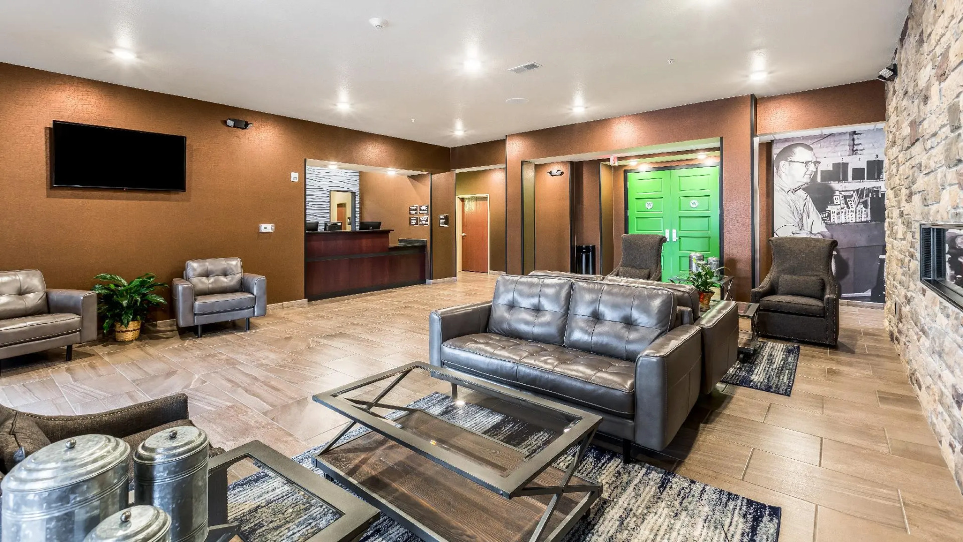 Cobblestone Hotel & Suites – Stevens Point