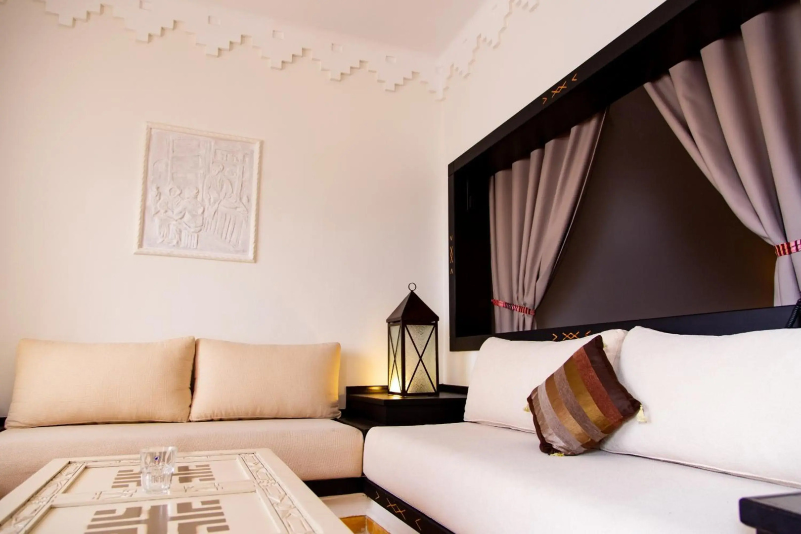 Borjs Hotel Suites & Spa