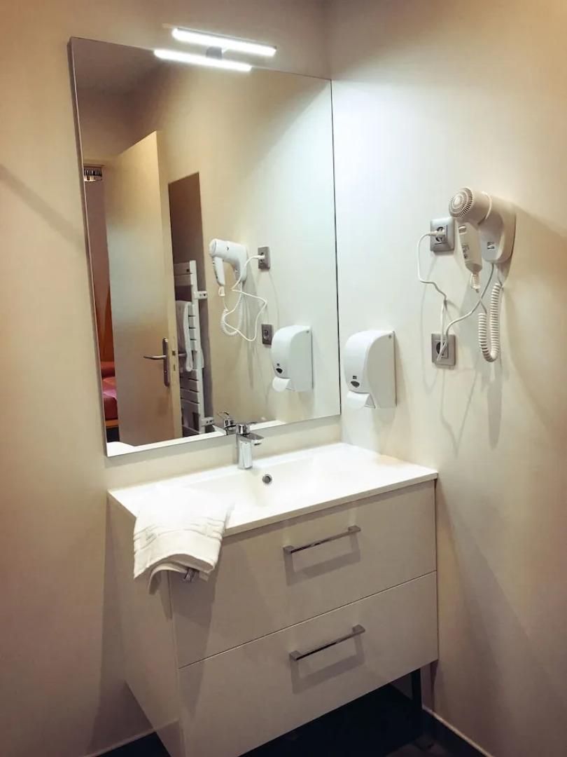 DéfiPlanet' à Dienné - Hébergements insolites