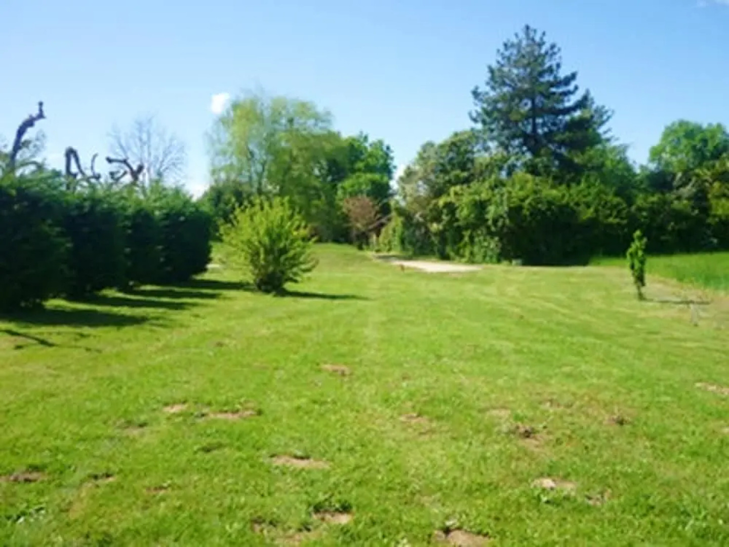 House With one Bedroom in Cazaubon, With Enclosed Garden and Wifi