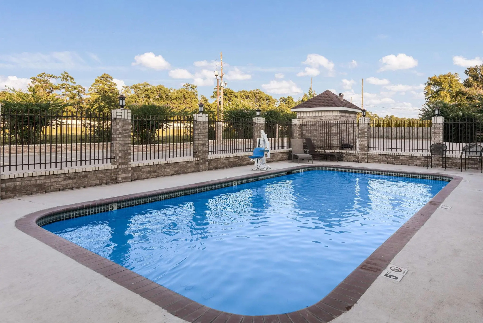 Red Roof Inn Conroe North - Willis