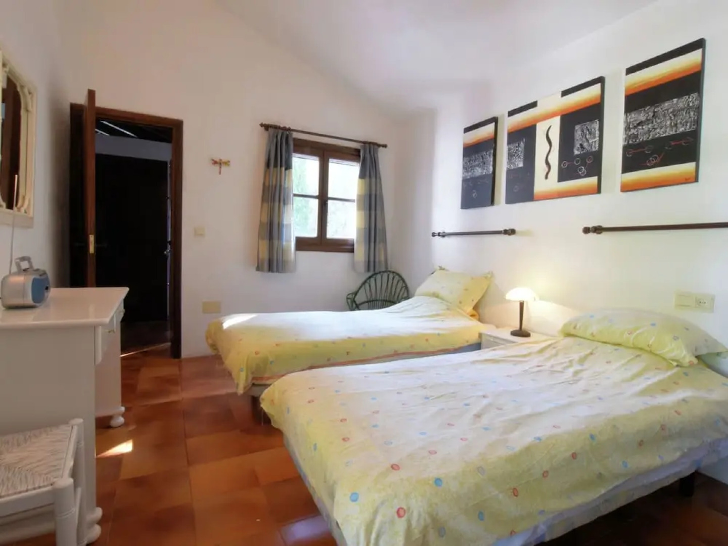 Nice Holiday Home With Private Pool and Beautiful Views of the sea and Mountains