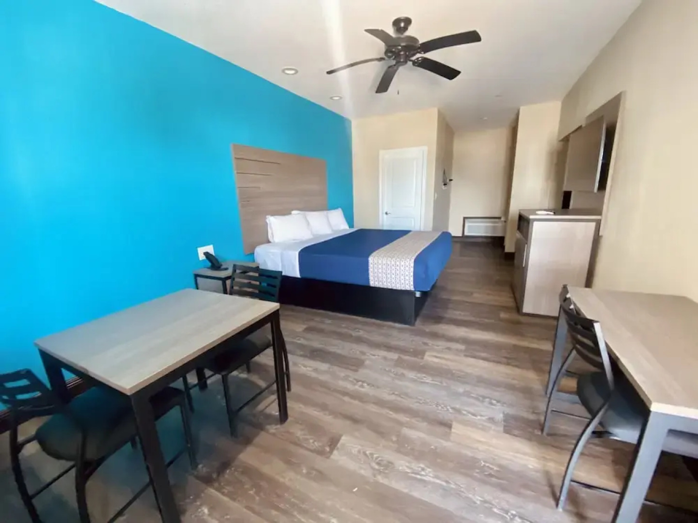 Scottish Inns & Suites Hitchcock/Santa Fe