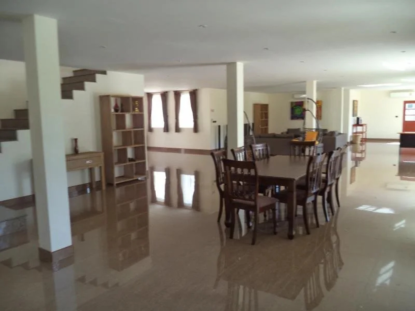 Phoenix Lakeside Pool Villa