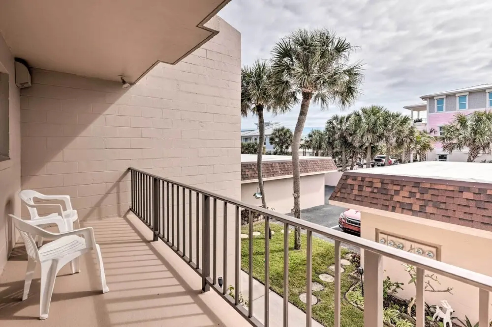 Ponce Inlet Condo w/ Beach & Pool Access!
