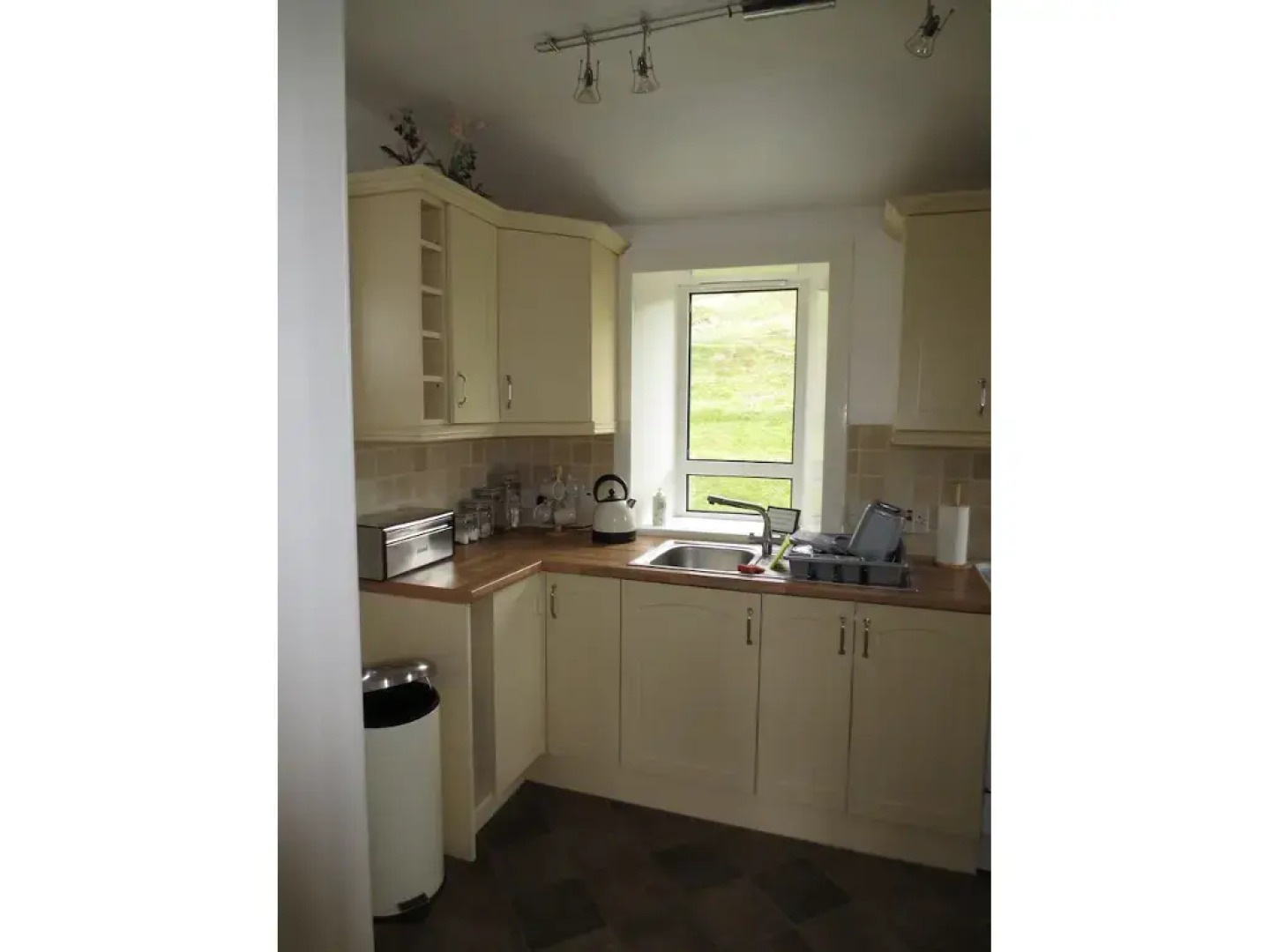 Harris White Cottage