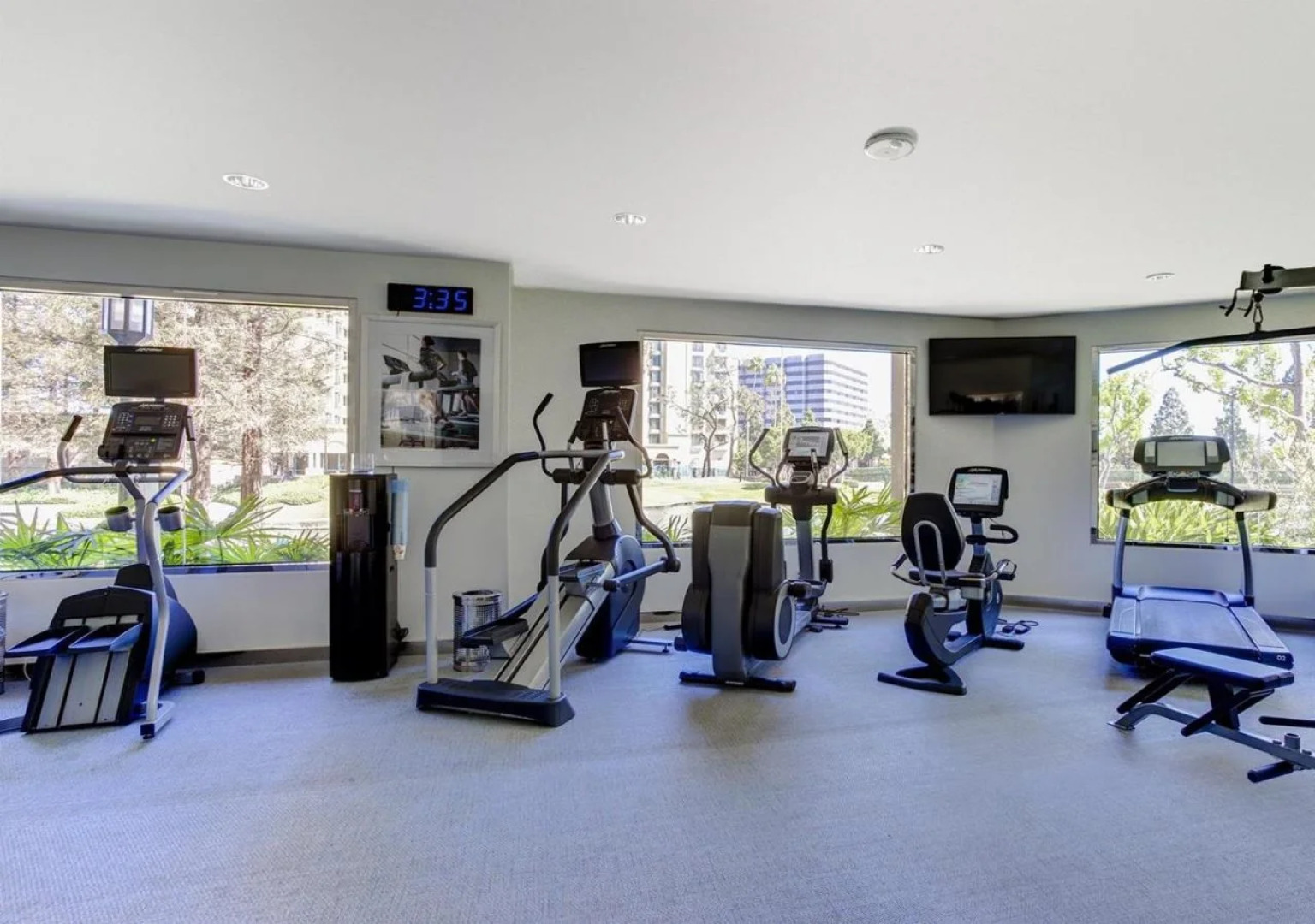 Avenue of the Arts Costa Mesa, a Tribute Portfolio Hotel