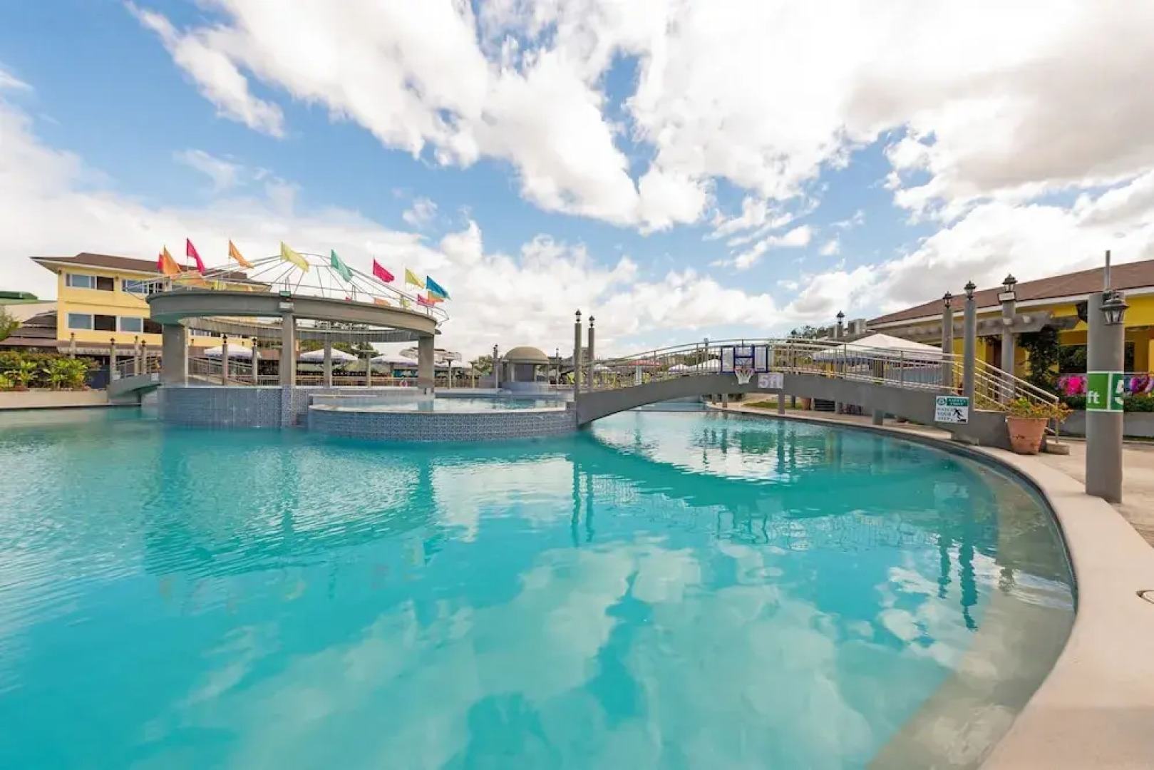 OYO 478 Amaro Resort