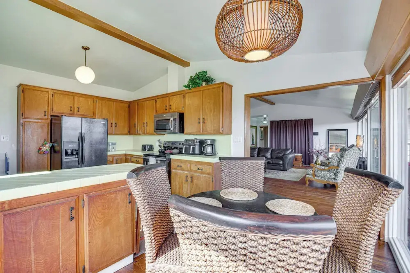 Mt. Nebo Oasis in La Mesa w/ Wraparound Deck