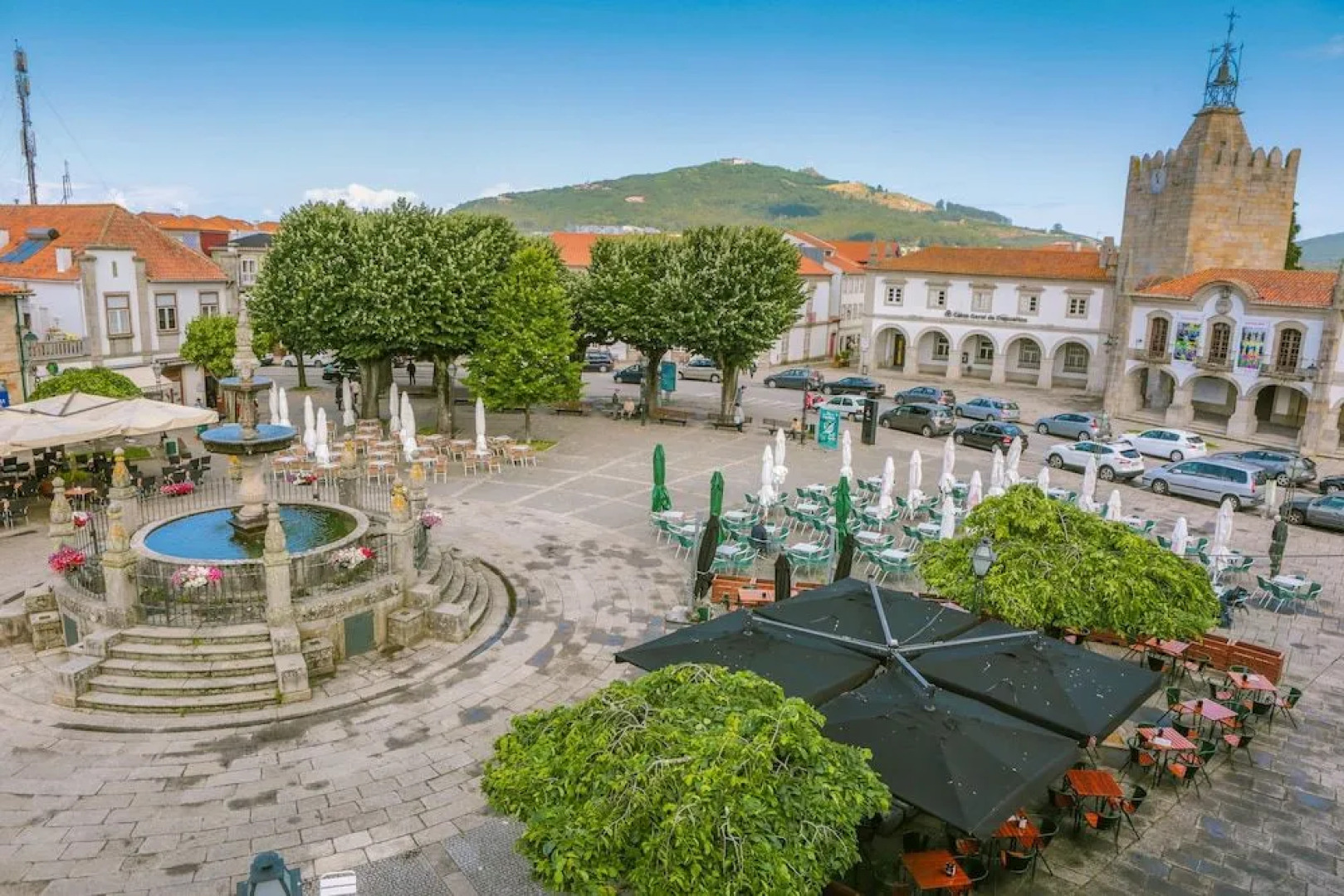 Caminha Hostel & Suites