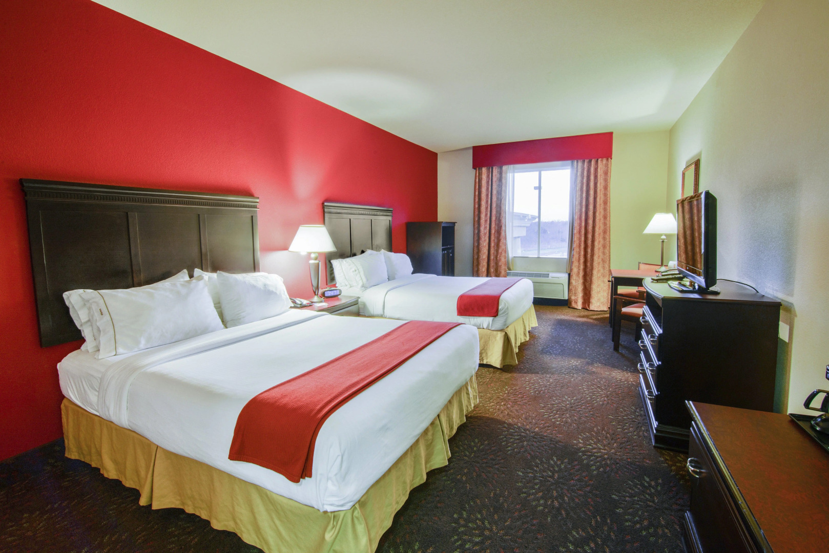 Holiday Inn Express Hotel & Suites Terrell by IHG