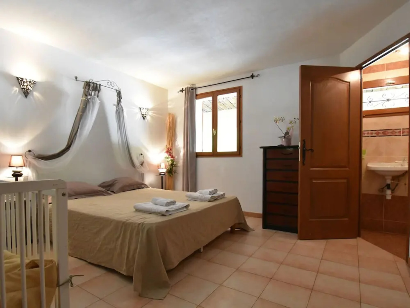 Beautiful, Modernly Decorated Provençal House Only 30 Kilometres From Cannes