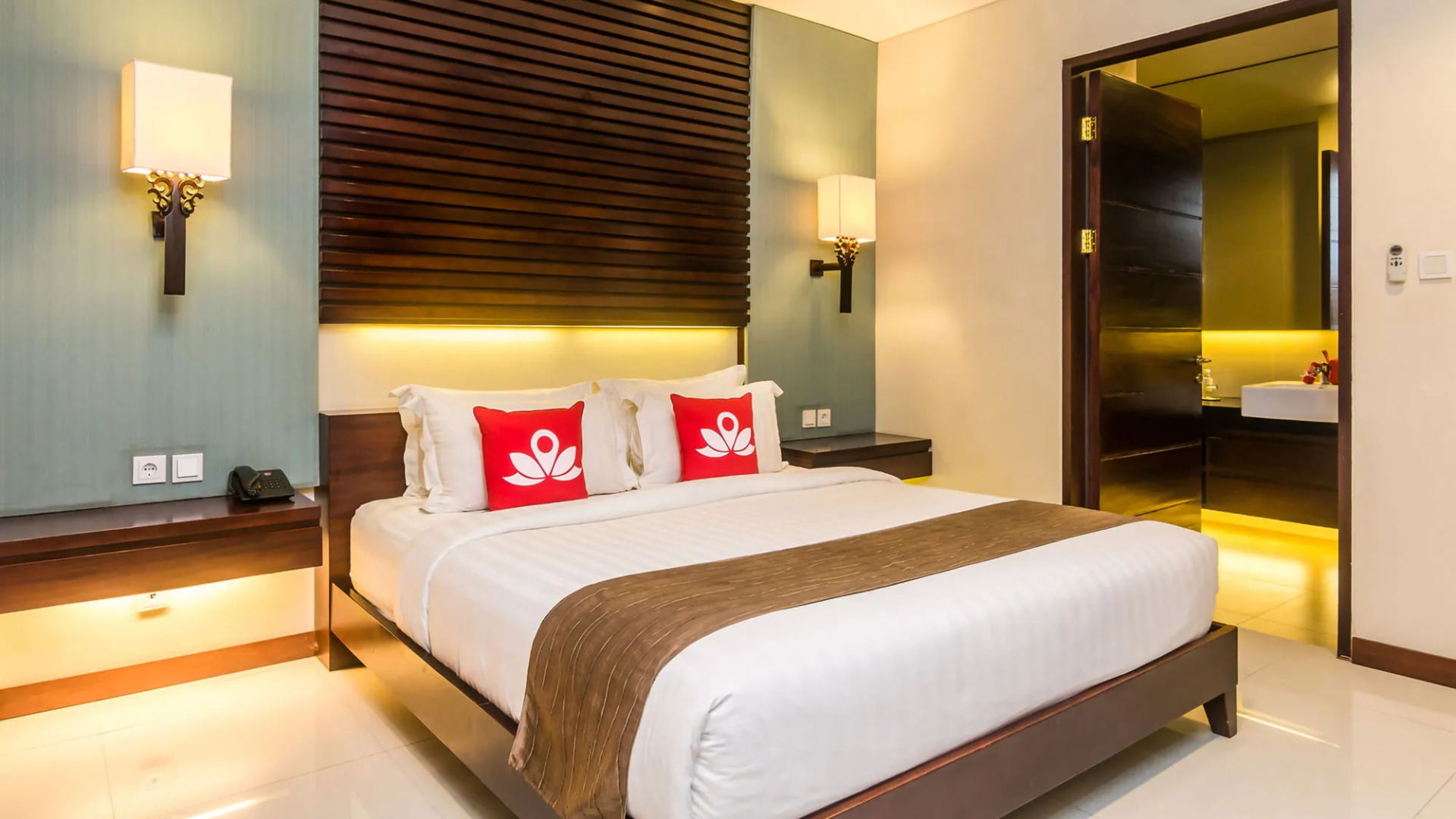 ZEN Premium Seminyak Braban