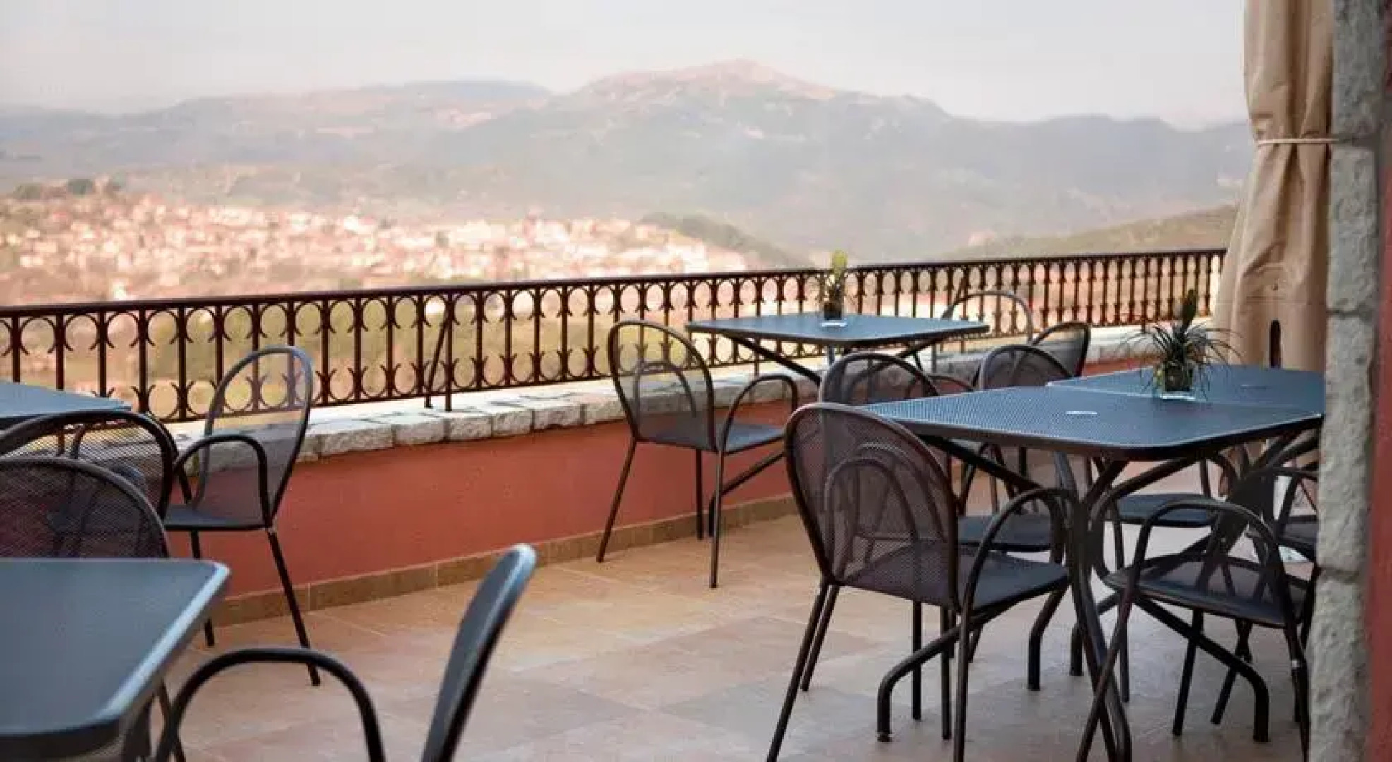 Vytina Mountain View