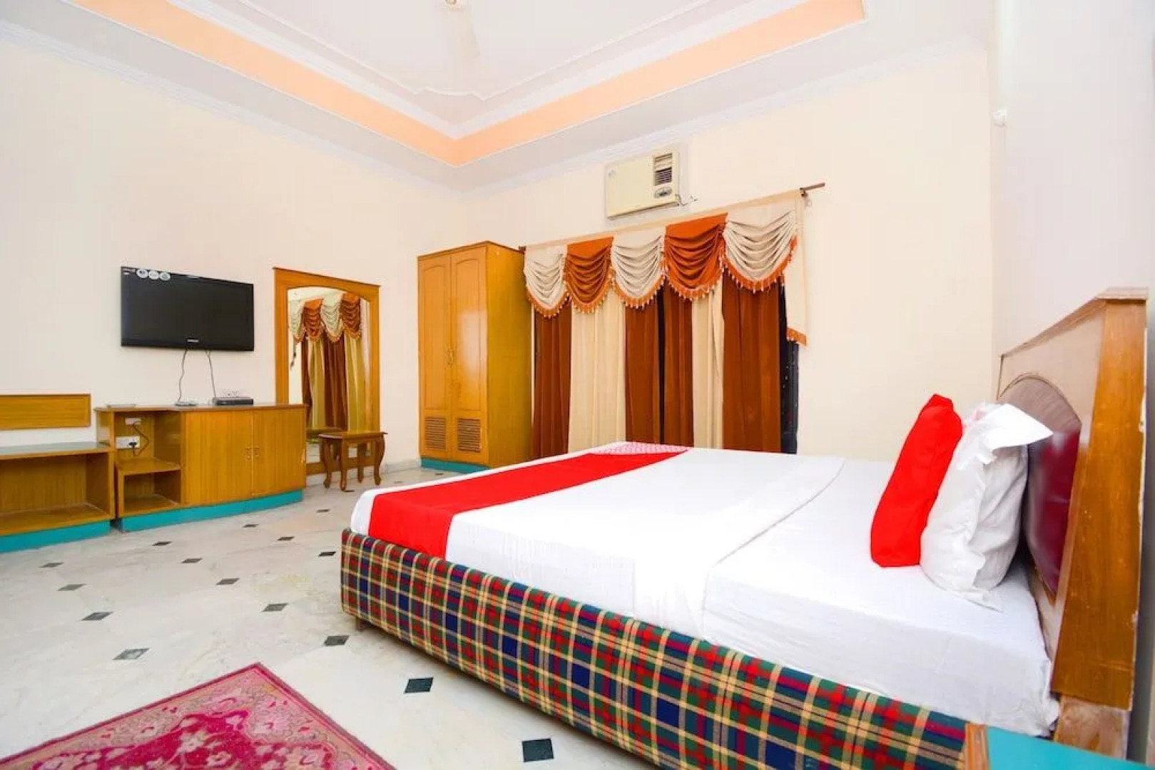 Oyo 35761 Hotel Le Kingston