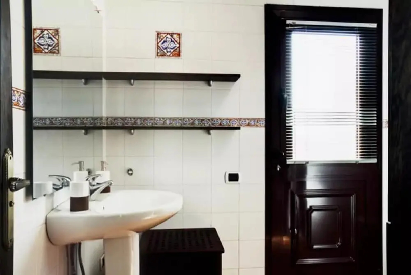 House With 3 Bedrooms in Tinajo, With Wonderful Mountain View, Private