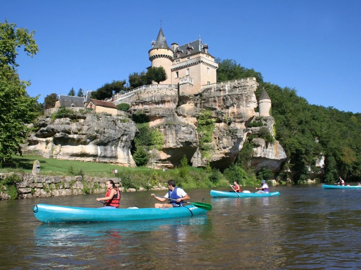 Modern Chalet in Neuvic with Private Swimming Pool