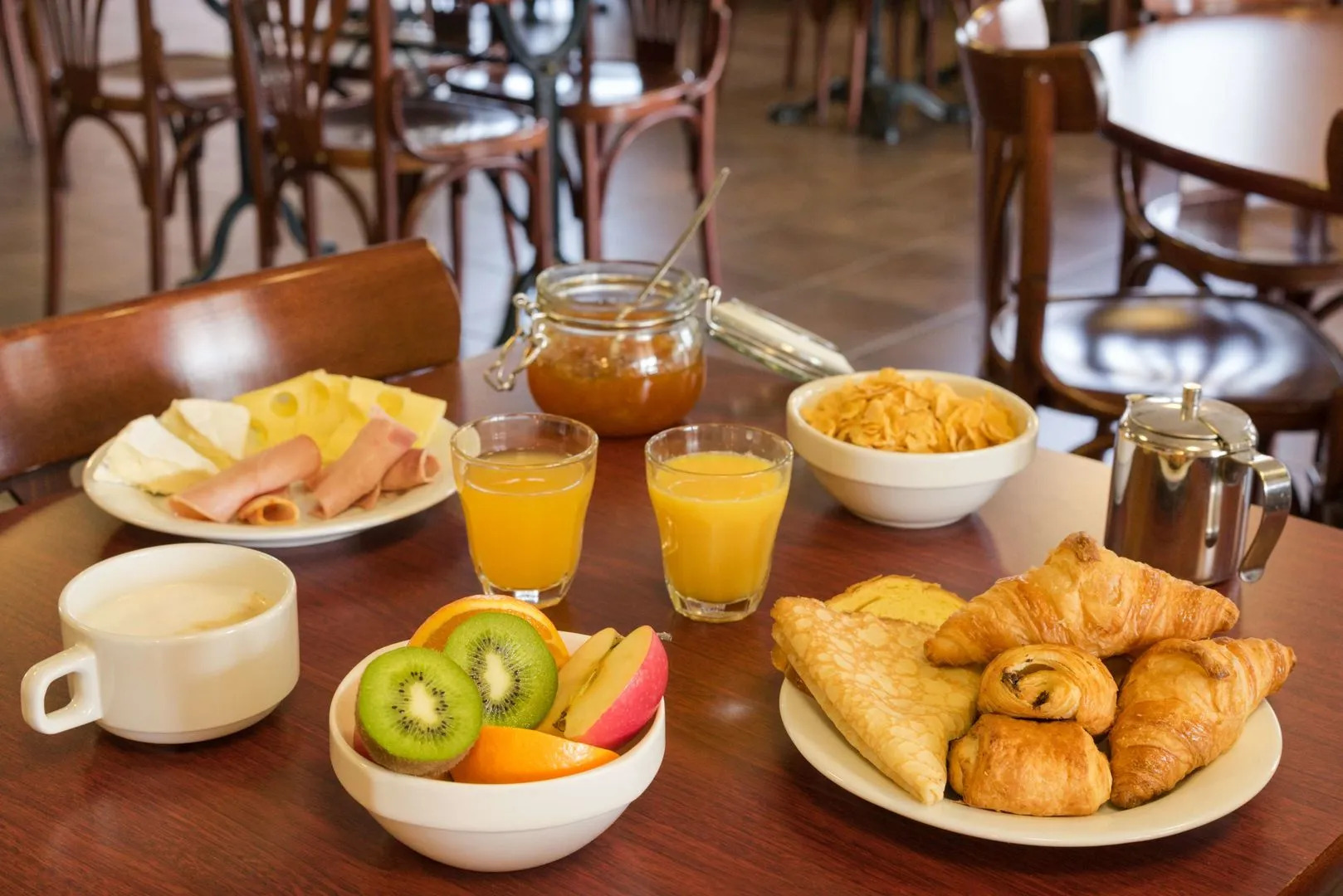 greet Hotel Belleville en Beaujolais A6