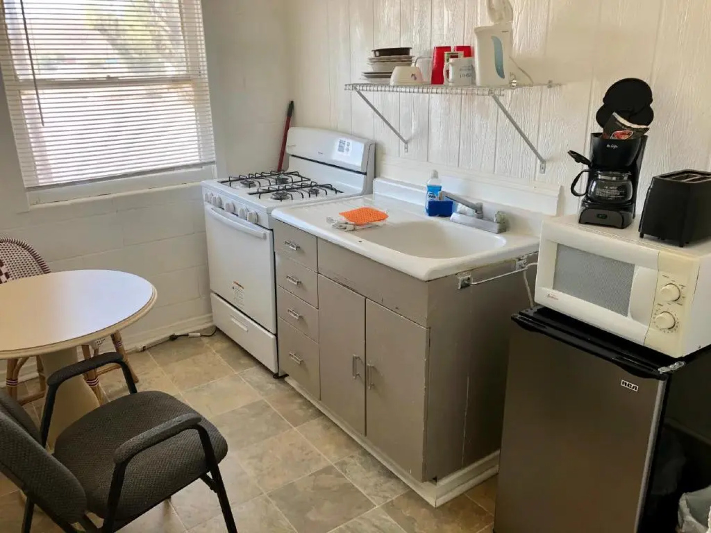 Delights Hot Springs Resort