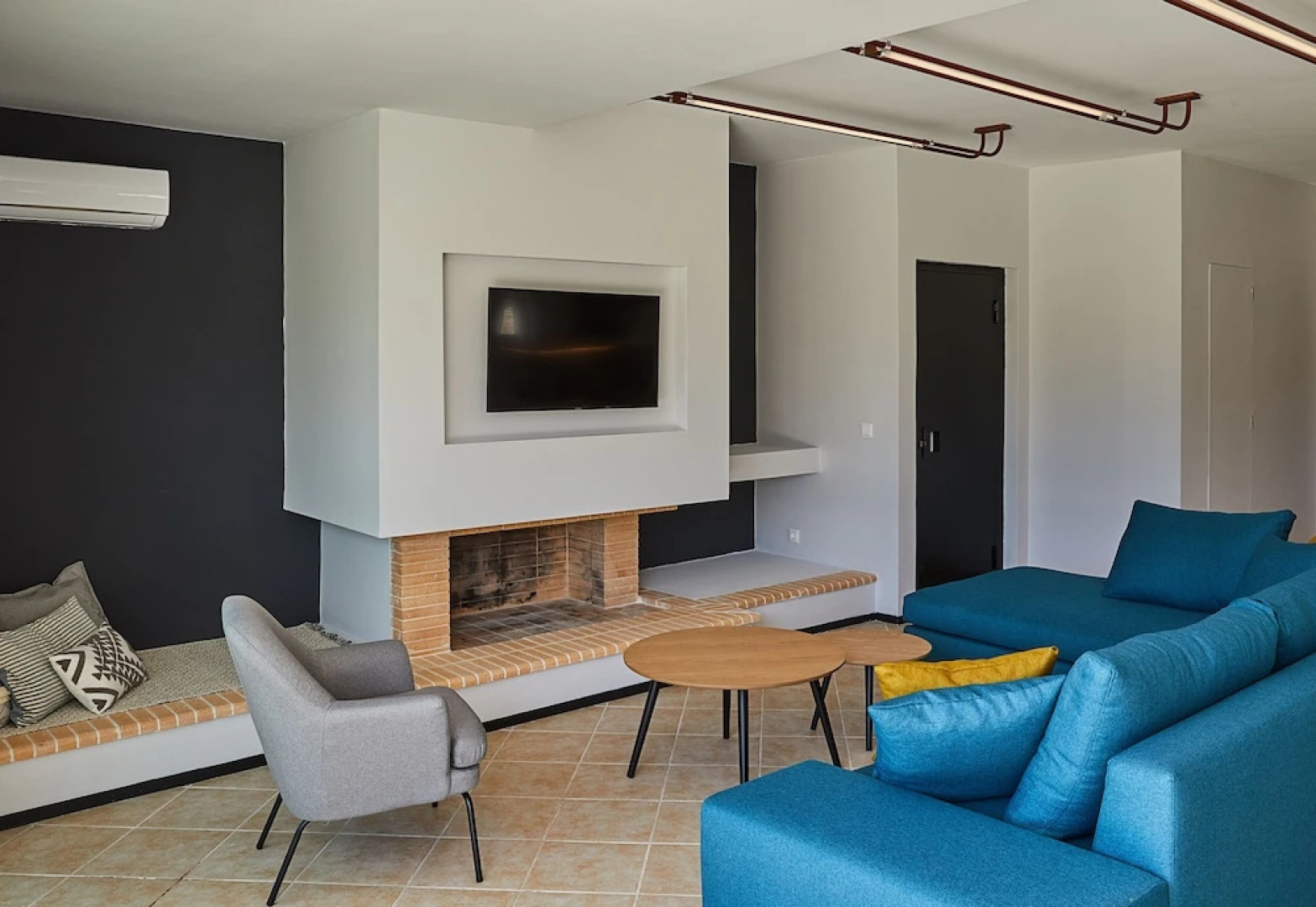 Flyin'High Luxury Suite