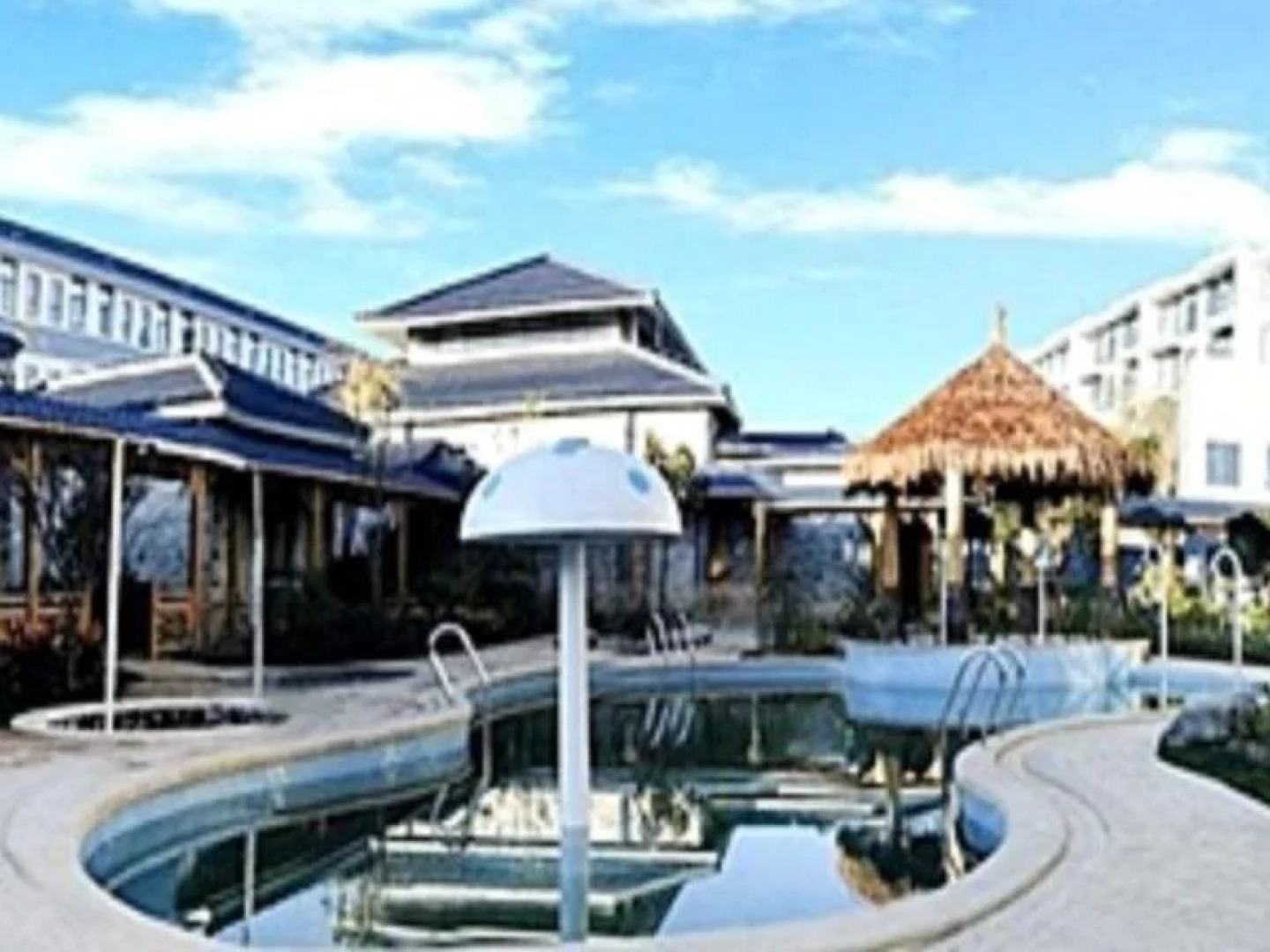 Tengchong International Golf Resort Hotel