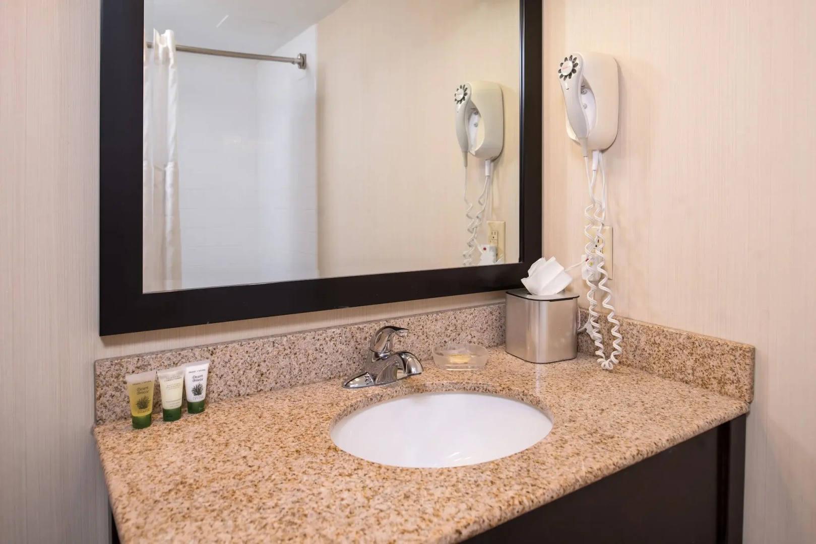 Hawthorne Inn and Conference Center