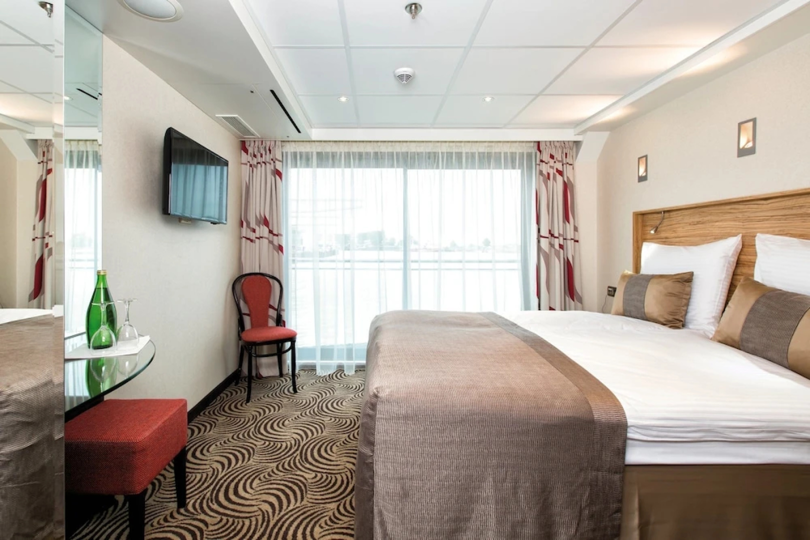 Crossgates Hotelship 4 Star - Altstadt - Düsseldorf