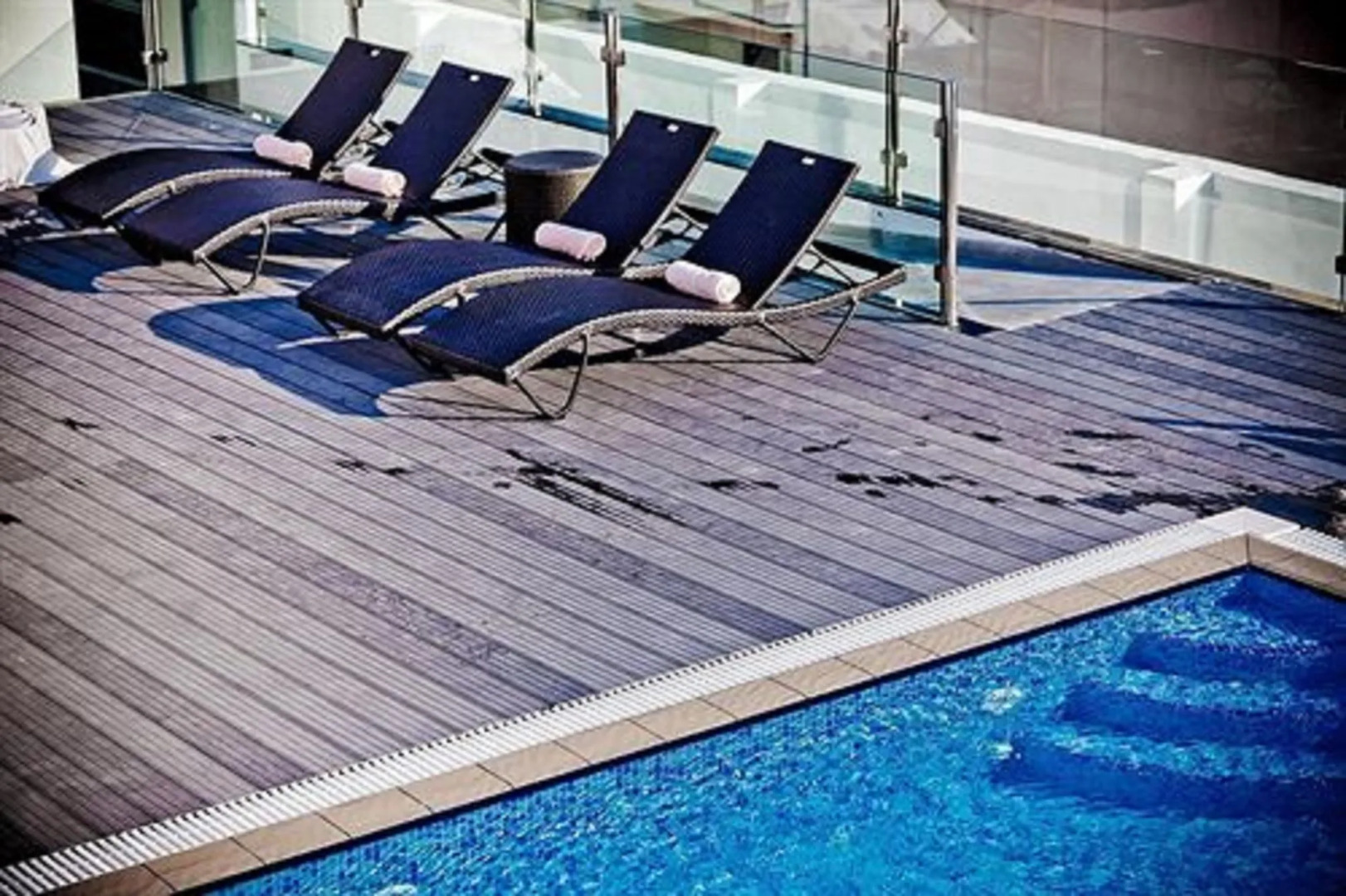 Rocca Nettuno Suites