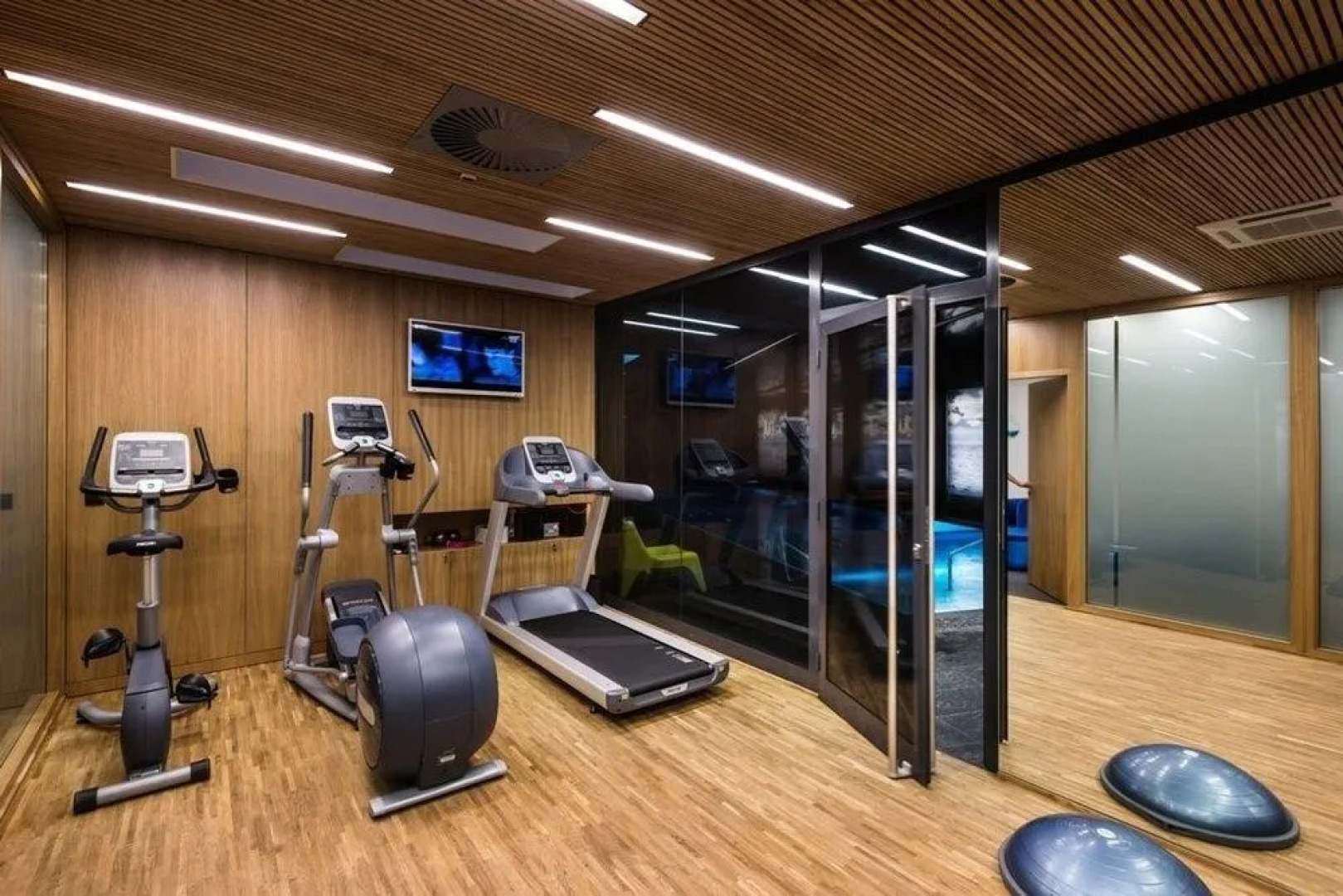 Regatta Hotel Restauracja Spa