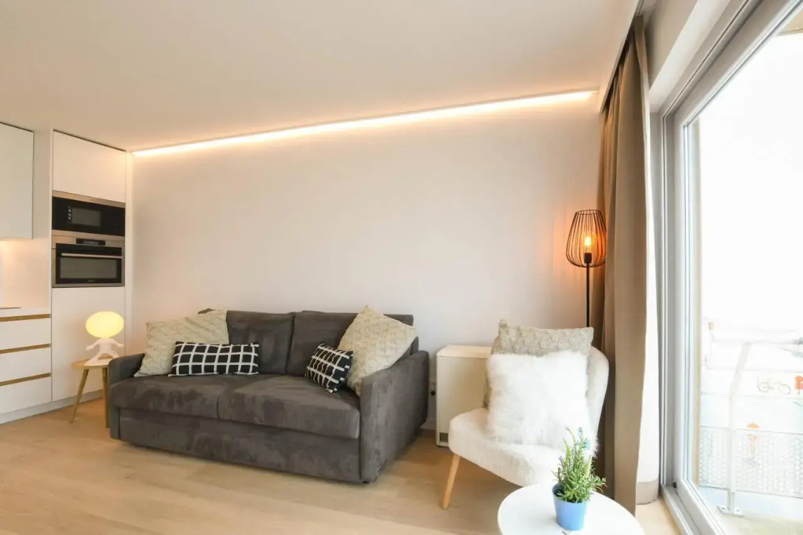 Prachtige Studio in Oostende Met Verwarmd Zwembad